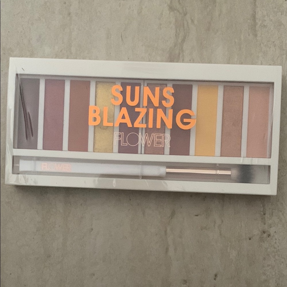 Flower Suns Blazing Eyeshadow Palette